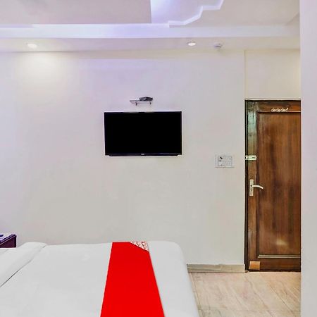 Hotel O Delhi Empire New Delhi Bagian luar foto