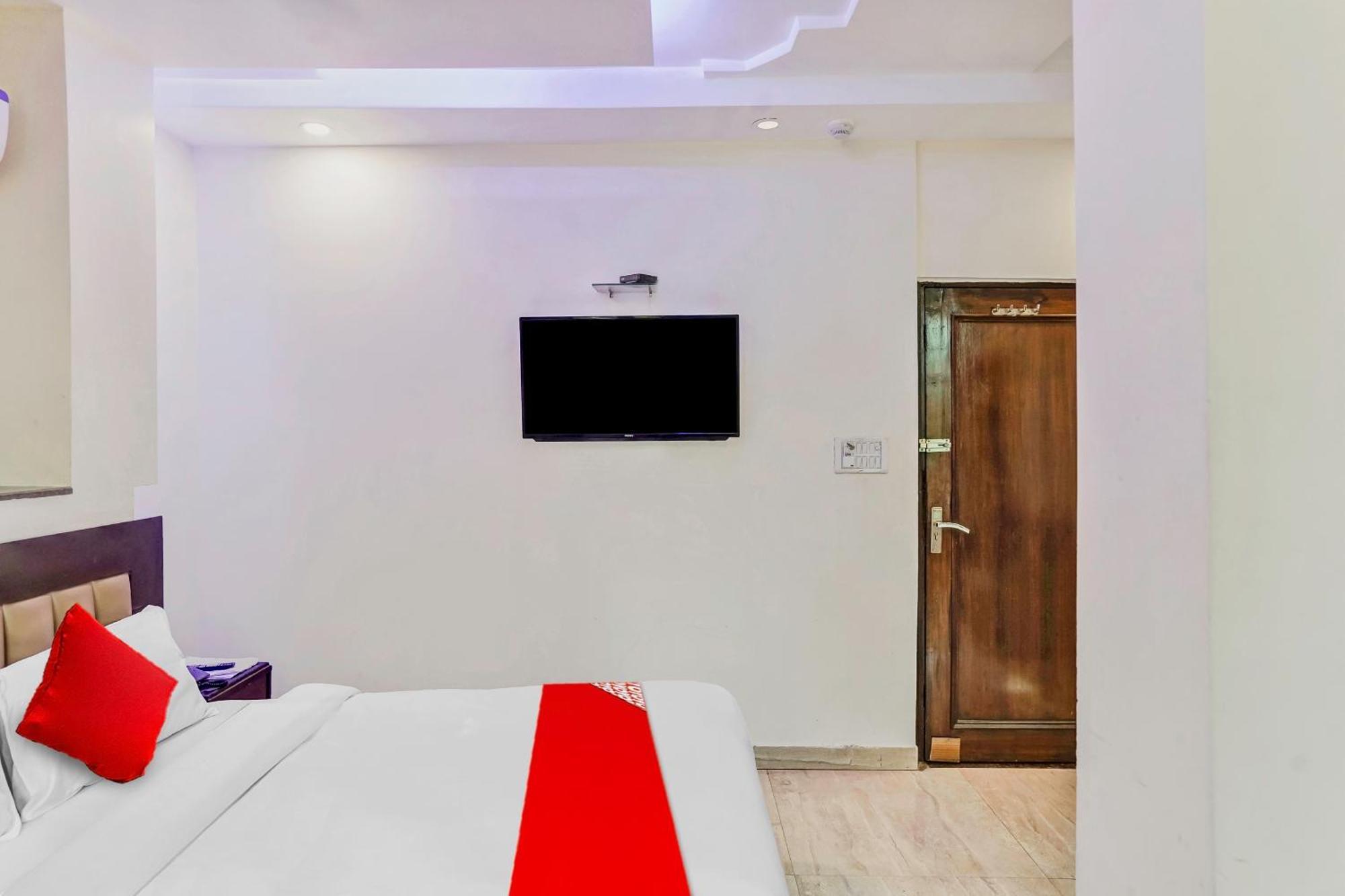 Hotel O Delhi Empire New Delhi Bagian luar foto