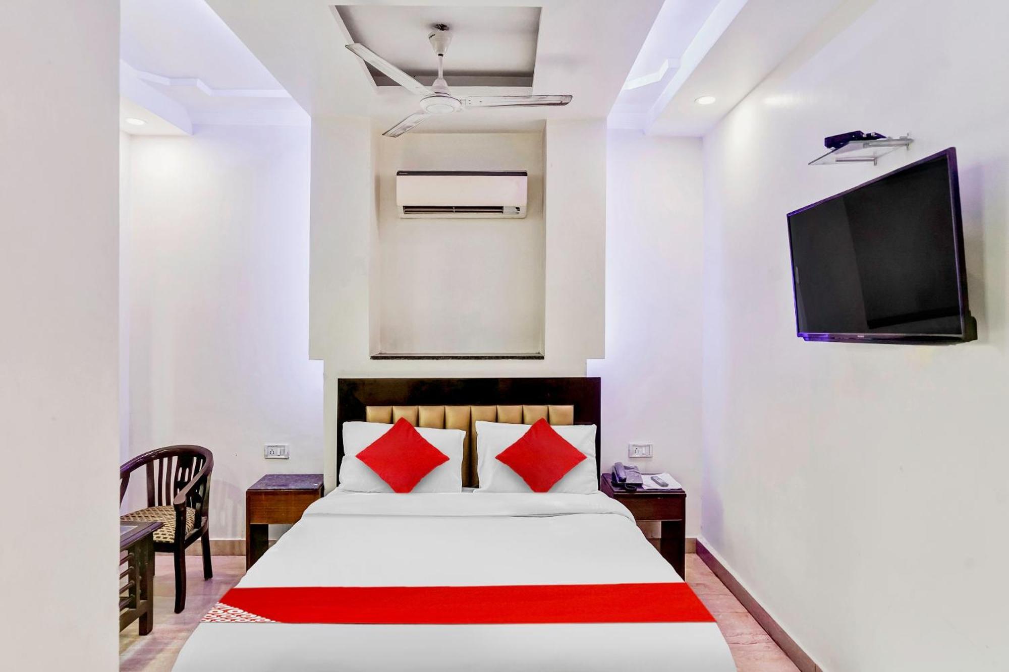 Hotel O Delhi Empire New Delhi Bagian luar foto