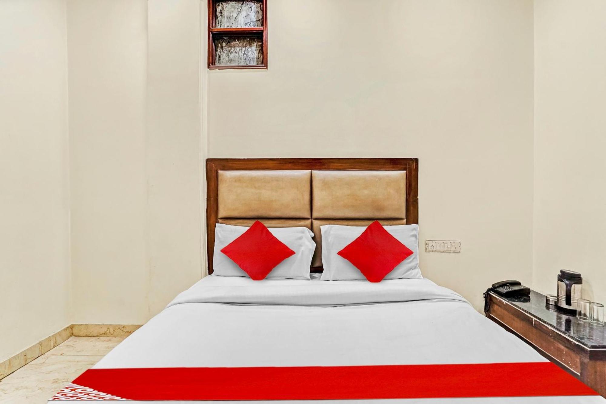 Hotel O Delhi Empire New Delhi Bagian luar foto